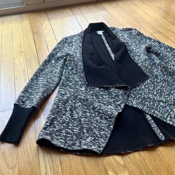 Club Monaco Size M Gray & Black Kiki Boucle Knit Draped Open Cardigan Sweater - Picture 8 of 16